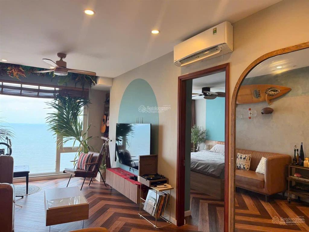 Bán căn hộ view biển tầng cao 2pn2wc goldsea vt, full nội thất đẹp, giá4tỷ500 0909 525 *** ms.nga