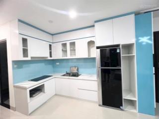 Bán căn hộ 2pn vt center point. giá 4tỷ070  0909 525 *** ms. nga