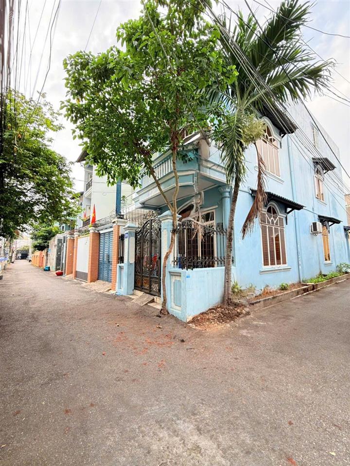 Bán nhà căn góc 2 mặt tiền huyền trân công chúa, tpvt.giá7tỷ800 0909 525 *** ms.nga