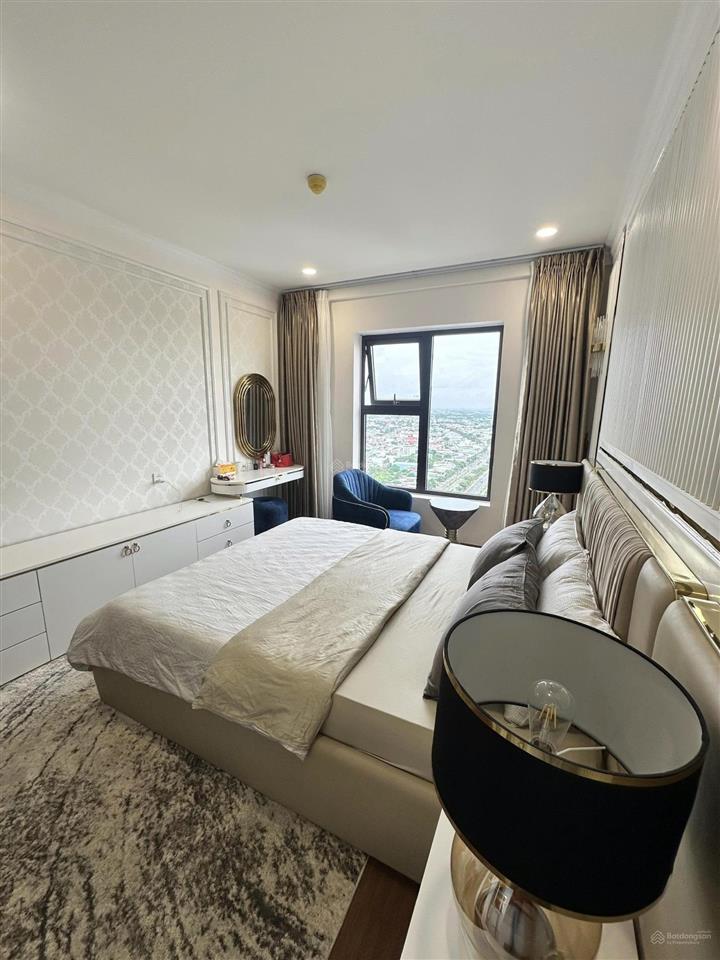 Cho thuê căn hộ 2pn vt centerpoint, full nội thất xịn. giá 11triệu/tháng 0909 525 *** ms.nga