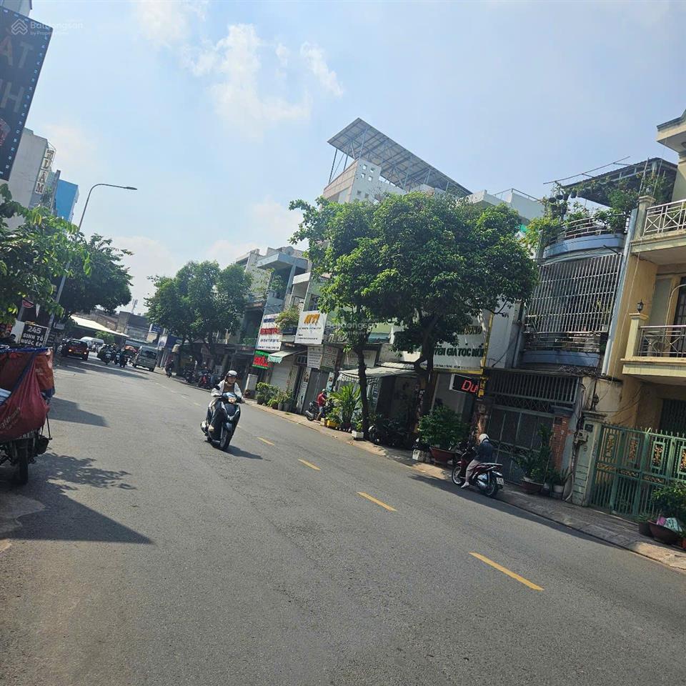 Bán nhà 2 mặt tiền lê sáttân hương phường tân quý quận tân phú 4x14m 9.5 tỷ