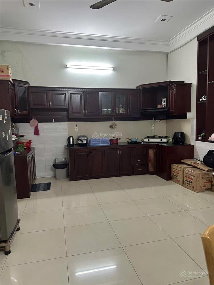 Nhà bán 3 tầng+ st 6 x 1696m2mặt tiền đường 12m kdc bình hưng ,bình chánh cũ. sổ hh công