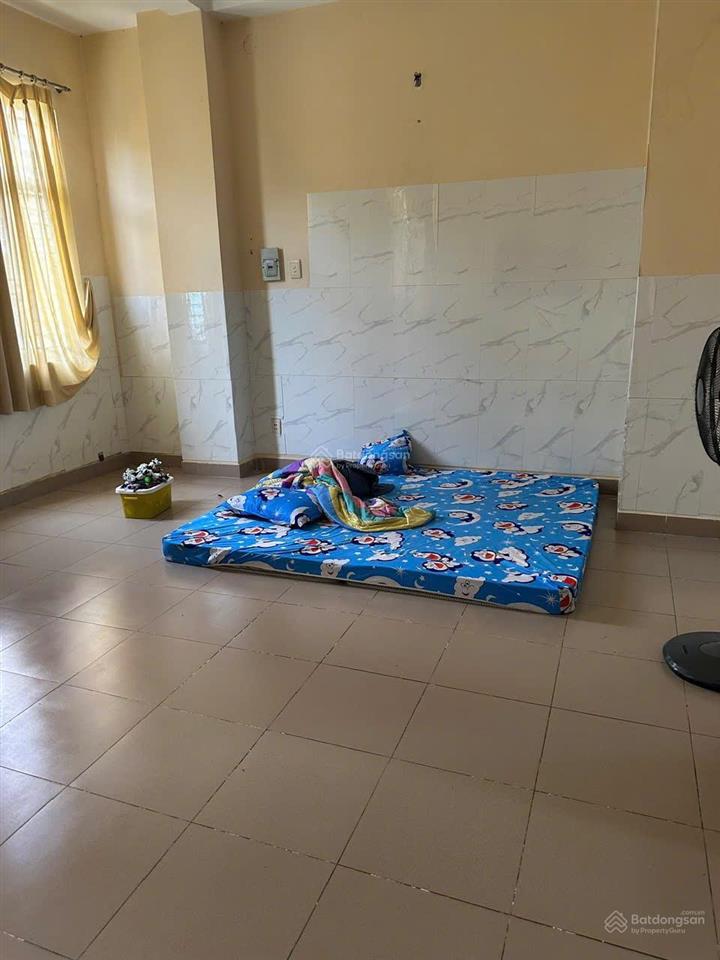 Nhà bán 3 tầng+ st 6 x 1696m2mặt tiền đường 12m kdc bình hưng ,bình chánh cũ. sổ hh công