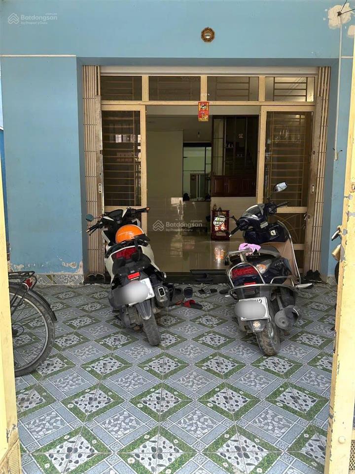 Nhà bán 3 tầng+ st 6 x 1696m2mặt tiền đường 12m kdc bình hưng ,bình chánh cũ. sổ hh công