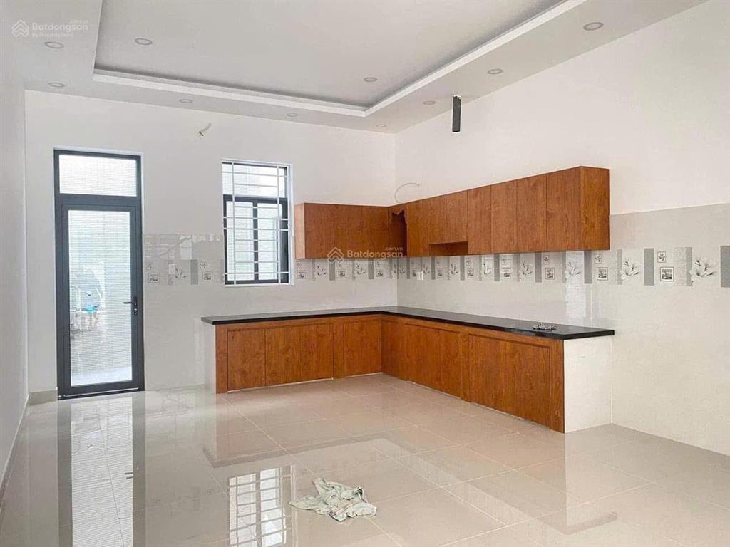 Nhà thuê 4 tầng5 x 20m100m27 pn,8wc  đường 16m kdc 6b intresco, bình hưng, bình chánh