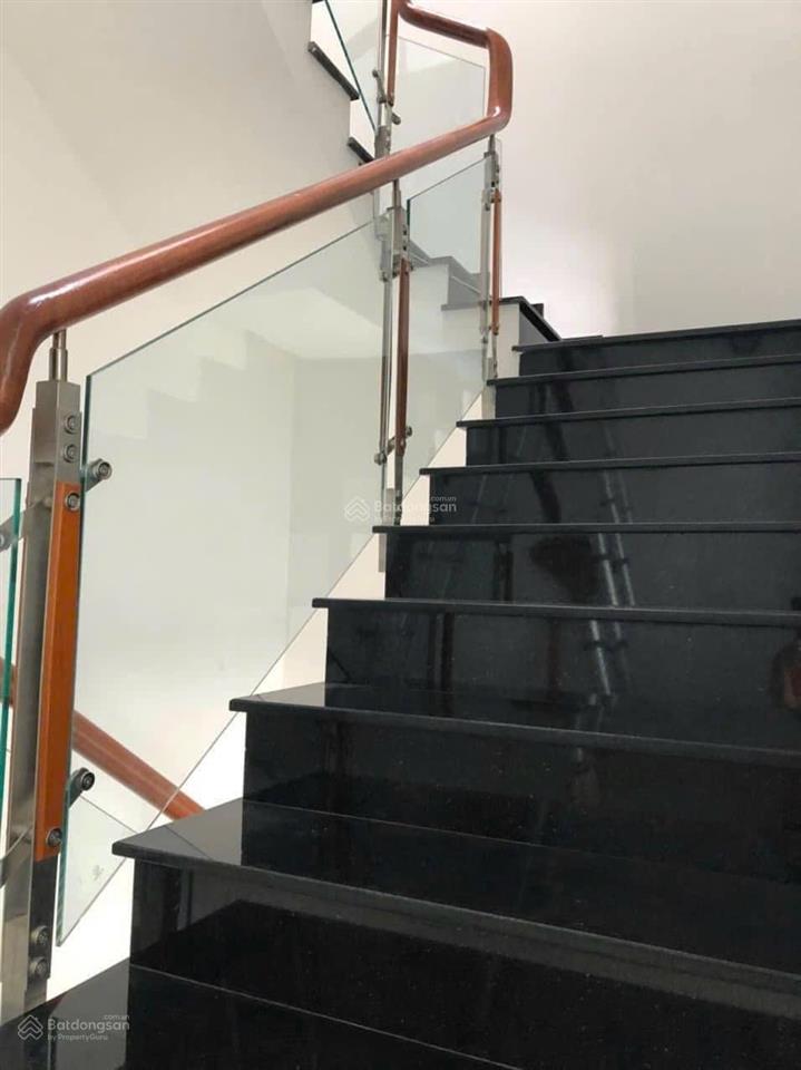 Nhà thuê 4 tầng5 x 20m100m27 pn,8wc  đường 16m kdc 6b intresco, bình hưng, bình chánh