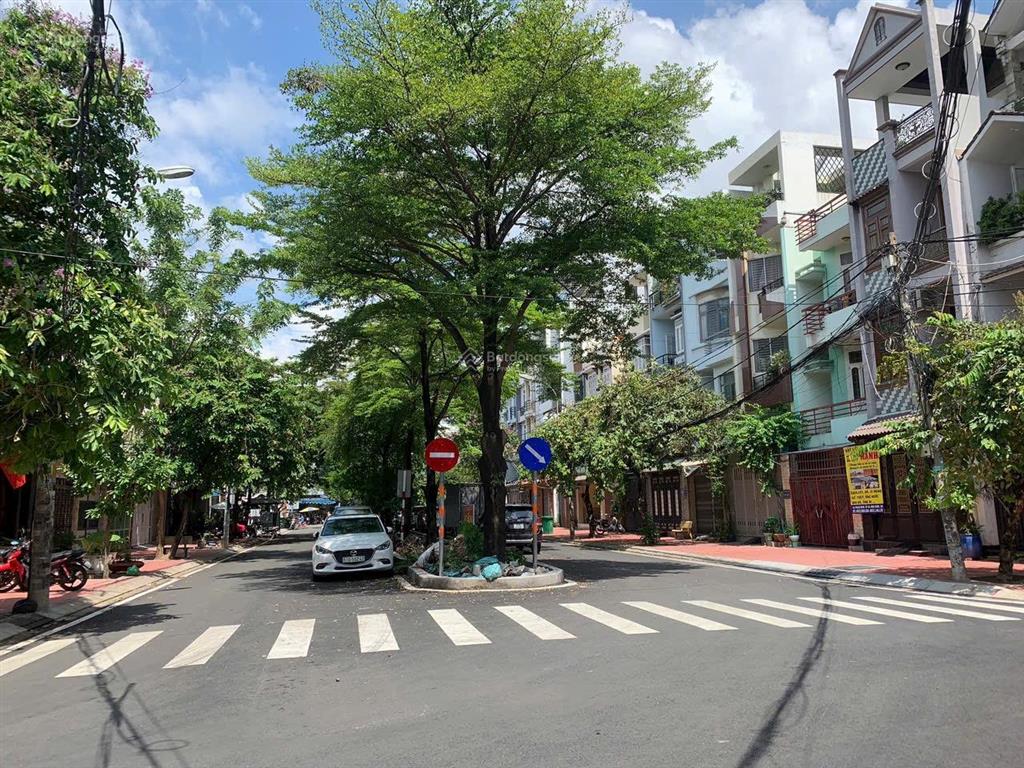 Nhà bán 5 tầng 4 x 16 5pn,4wcmặt tiền 12m nguyễn thị mười kdc cao lỗ p4q8 cũ12tỷ500 tl shhc