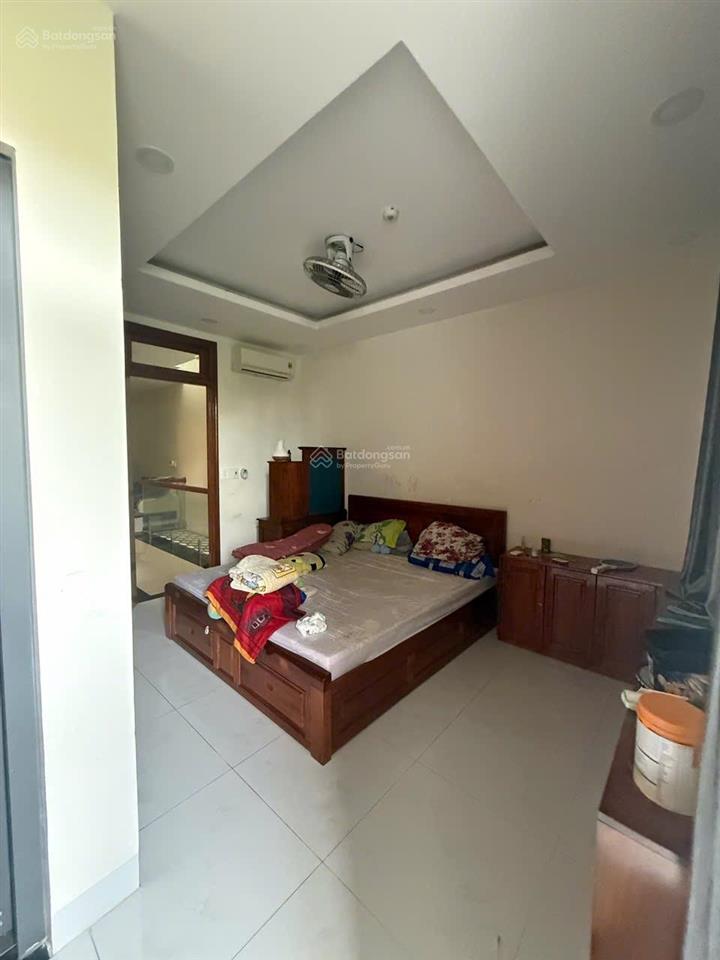 Nhà bán 4 tầng 5 x 20m 100m2 5 pn, 4 wc 7tỷ5 tlmt 12mkdc intresco 13e , l việt kiều,ph phú, bc