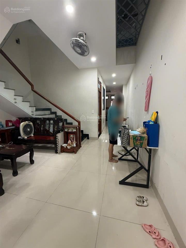 Nhà bán 4 tầng 5 x 20m 100m2 5 pn, 4 wc 7tỷ5 tlmt 12mkdc intresco 13e , l việt kiều,ph phú, bc