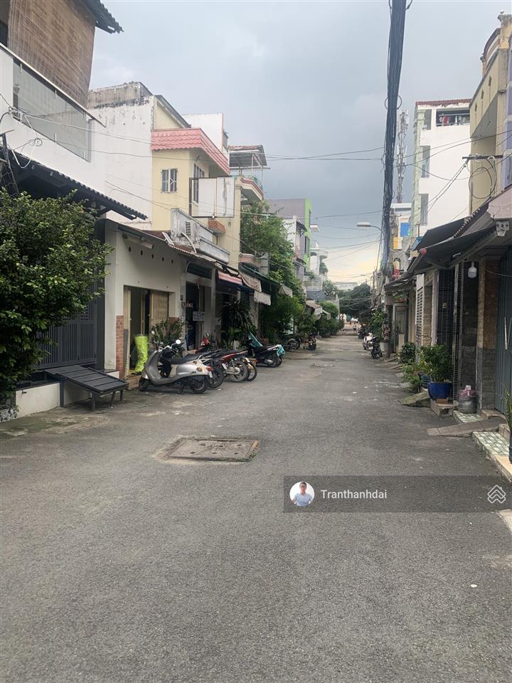 Nhà bán 3 tầng cũ  3 x 17,5m, 53m2, 8 tỷ tl mặt tiền nội bộ 10m khu lô đường hưng phú kd tốt p9 q8