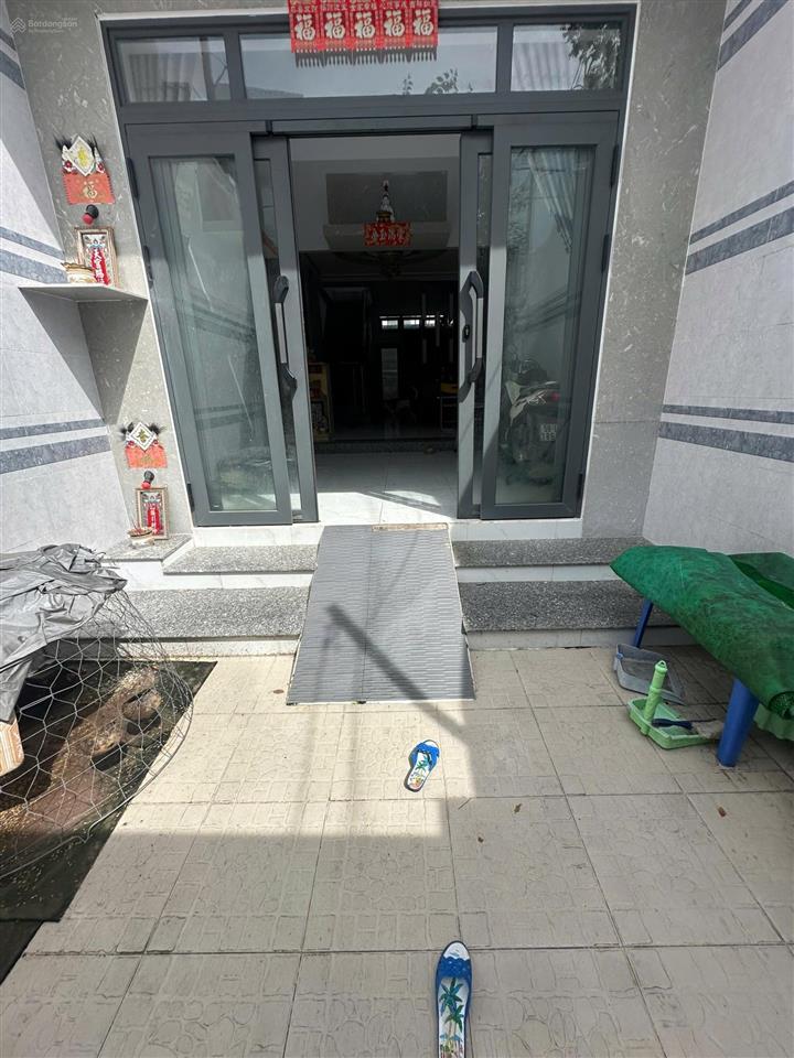 Nhà bán trệt, lầu cũ5,2 x 10 49m2 hẻm thông hoàng minh đạo  phạm thế hiển p bình đông( p5q8 cũ).