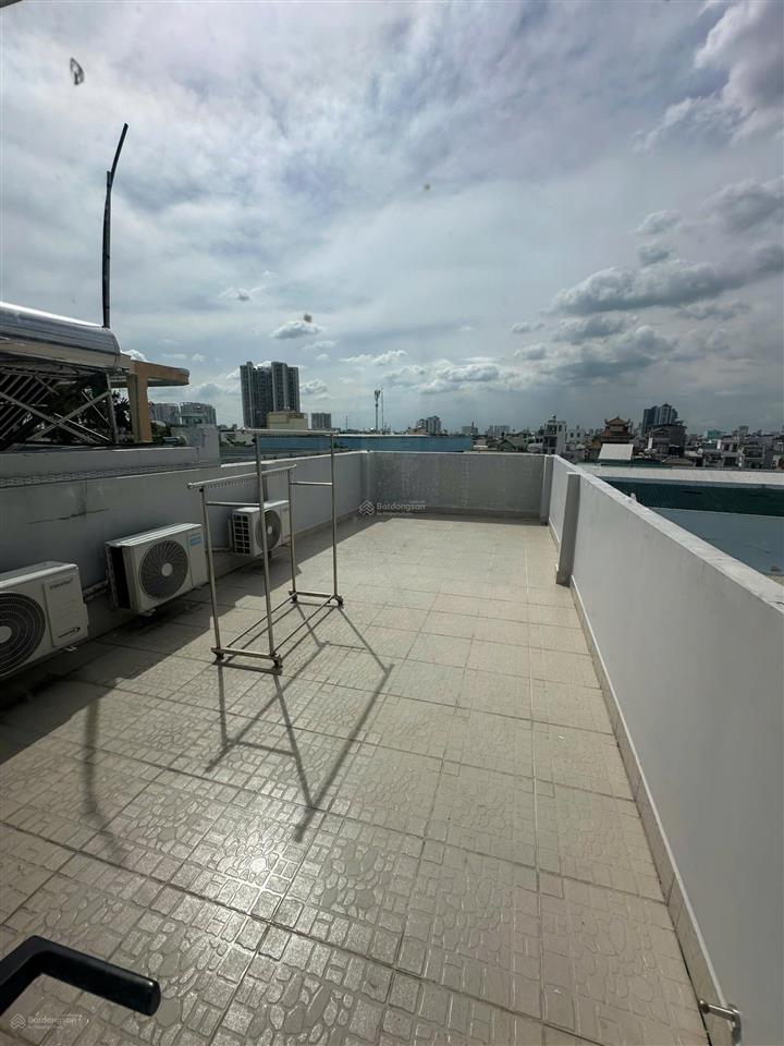 Nhà bán trệt, lầu cũ5,2 x 10 49m2 hẻm thông hoàng minh đạo  phạm thế hiển p bình đông( p5q8 cũ).