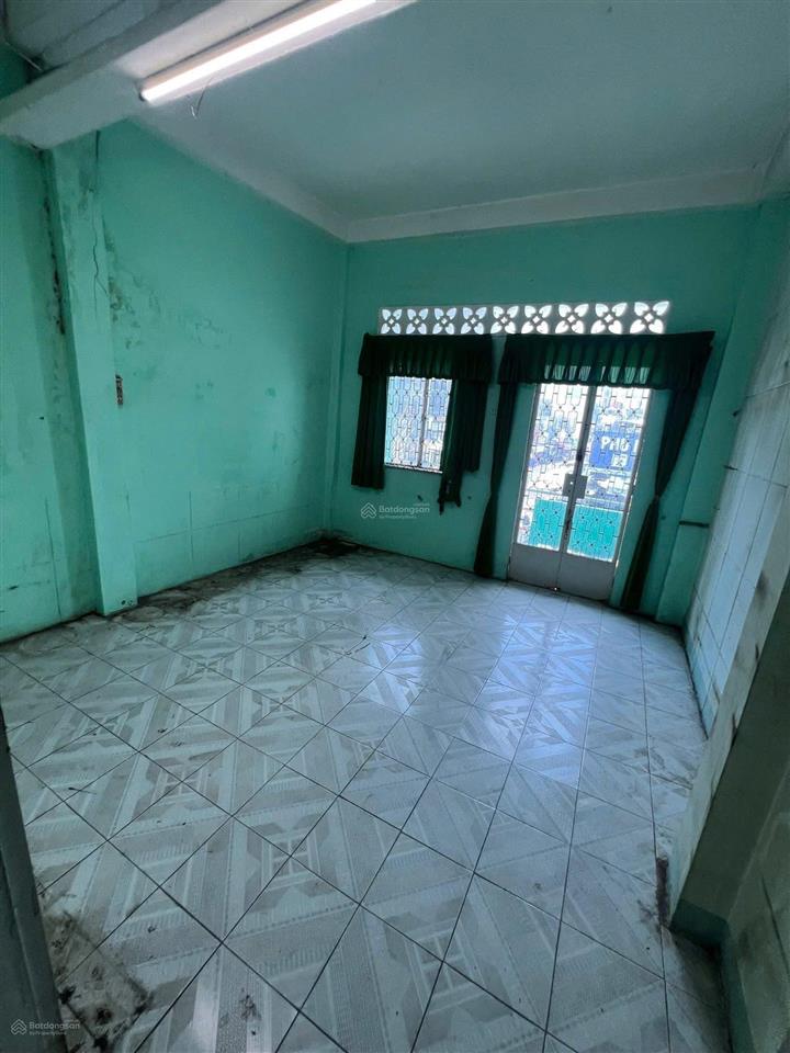 Nhà bán 4 tầng77m24 x 18,7(nở hậu 4,3m) 7pn, mặt tiền đường kd đa ngành nghề nguyễn biểu p1q5