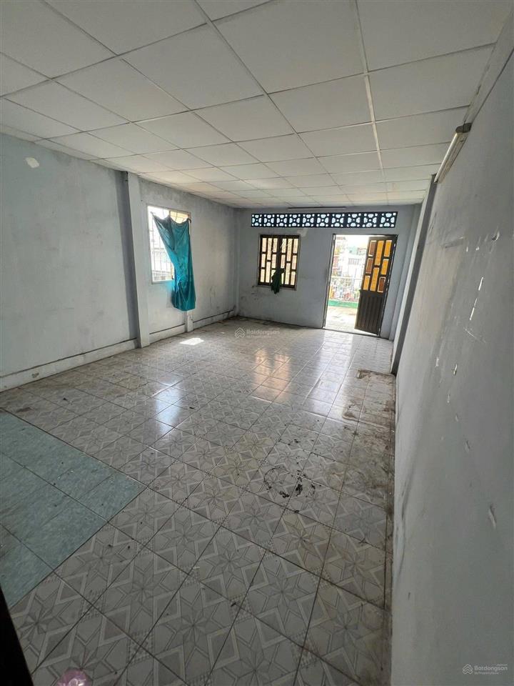 Nhà bán 4 tầng77m24 x 18,7(nở hậu 4,3m) 7pn, mặt tiền đường kd đa ngành nghề nguyễn biểu p1q5