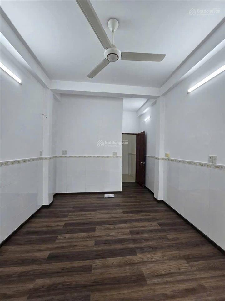 Nhà bán 4 tầng 3,5 x 153 pn,3 wc btct mặt tiền kinh doanh tạ quang bửu p2q8 cũ sổ hồng h công