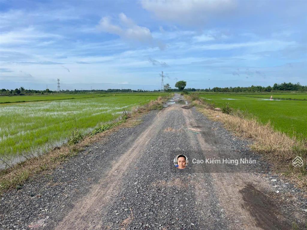 Bán đất lúa  vườn xã trung lập hạ diện tích 7391m2. giá bán chỉ 3 tỷ 700 triệu có thương lượng