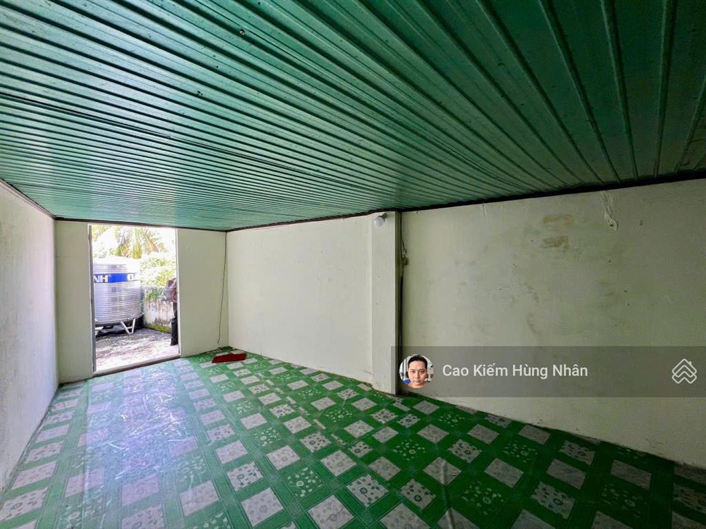 Bán nhà mặt tiền ql22 cấp 4, 70m2 theo sổ. giá bán 1 tỷ 200 triệu có thương lượng