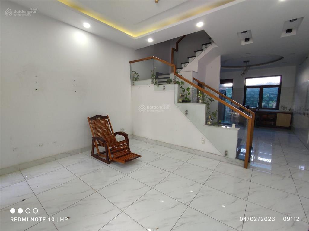 Nhà phố bella 5x16 gồm 1 trệt 2 lầu sổ hồng mới 8.2 tỷ tại q.2  0902 688 ***