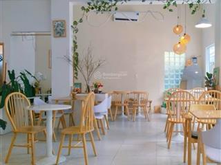 Quán cf xinh lọt ngay khu văn phòng có doanh thu ổn định menu xịn gia thue 15tr/tháng