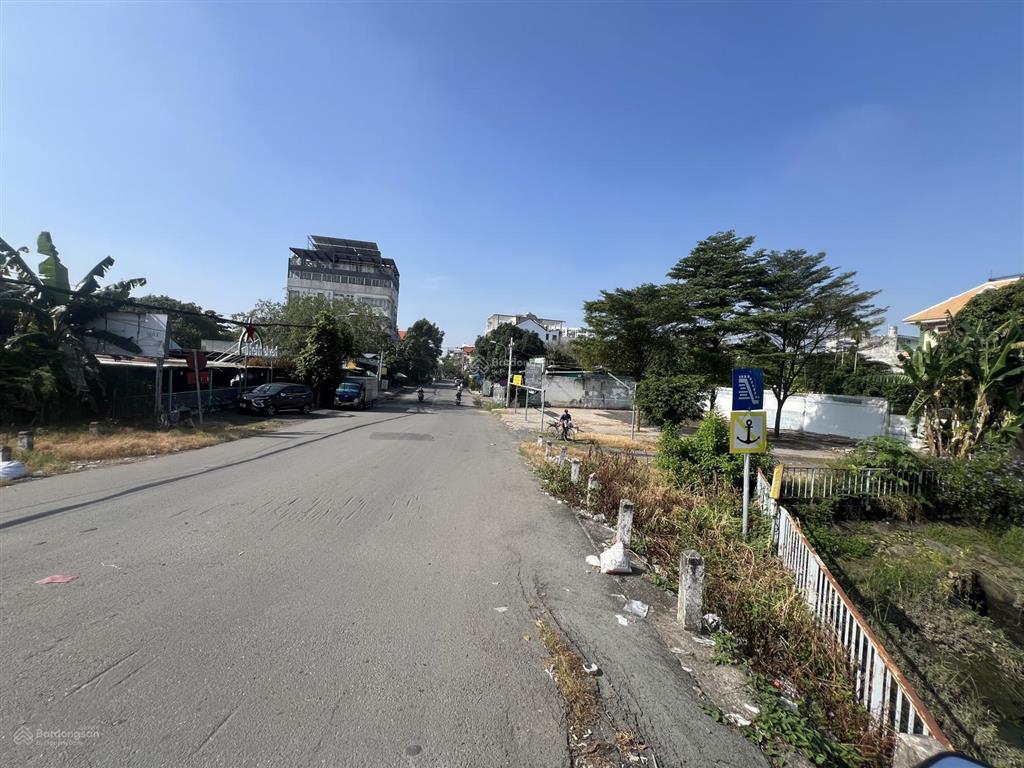 Nền biệt thự hiếm có mặt tiền đường 20m view sông phù hợp kinh doanh hoặc nghỉ dưỡng