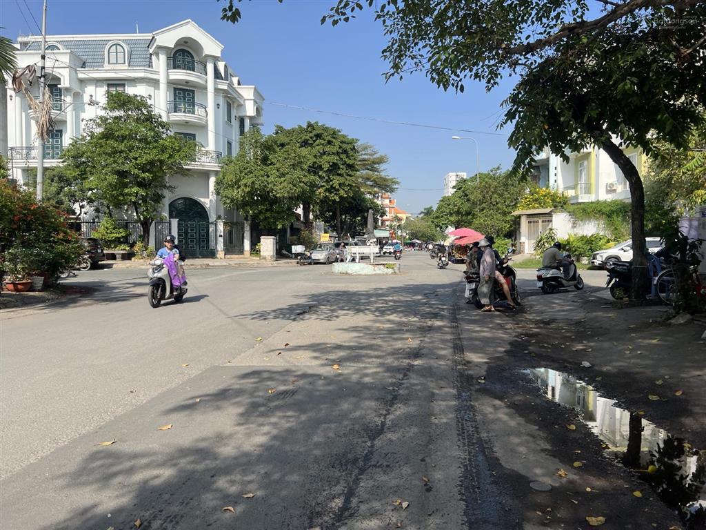 Nền biệt thự hiếm có mặt tiền đường 20m view sông phù hợp kinh doanh hoặc nghỉ dưỡng