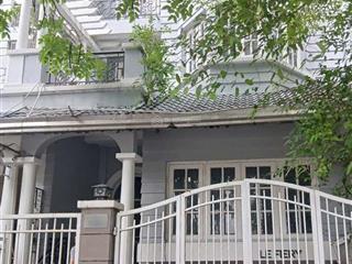 Cho thuê biệt thự saigon pearl, thuận lợi vừa ở vừa làm văn phòng