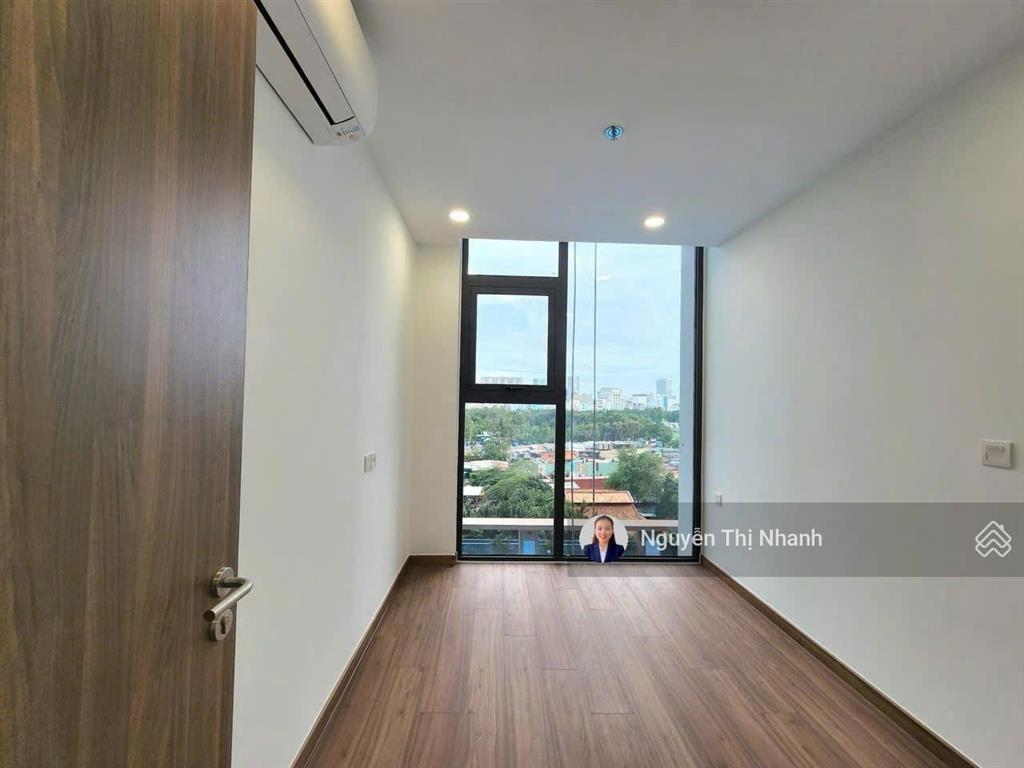 Chính chủ gửi bán eco green sài gòn  quận 7, 2pn  2wc, 70m2, tầng đẹp, giá 5.9 tỷ, block mới nhất