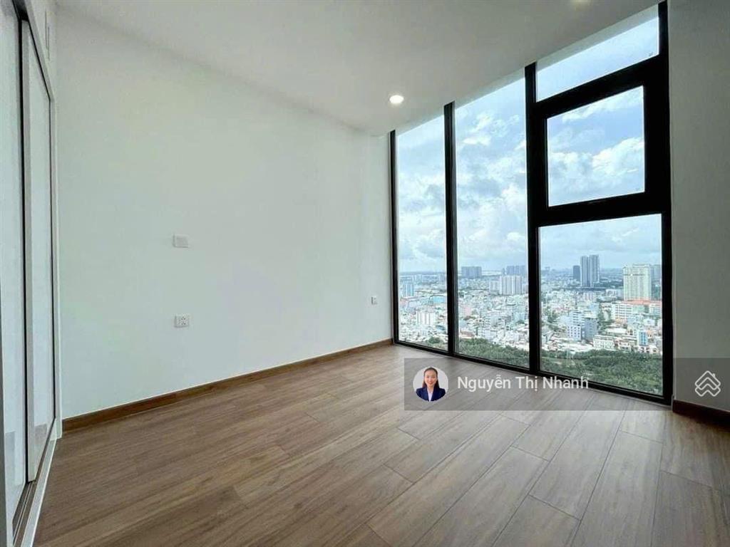 Chính chủ gửi bán eco green sài gòn  quận 7, 2pn  2wc, 70m2, tầng đẹp, giá 5.9 tỷ, block mới nhất