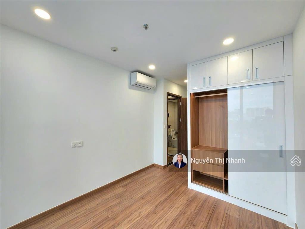 Chính chủ gửi bán eco green sài gòn  quận 7, 2pn  2wc, 70m2, tầng đẹp, giá 5.9 tỷ, block mới nhất