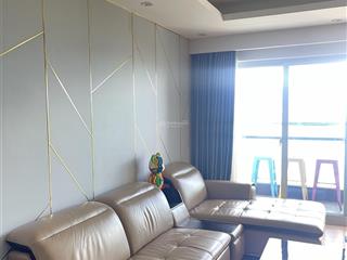 Căn hộ view biển 120m2 loại 3pn tầng cao có sẵn nội thất nhập khẩu , phí quản lý 16k/m2