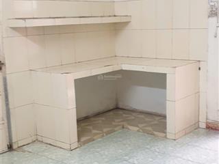 Cho thuê nhà mặt tiền 4,4x28m, giá 8tr500