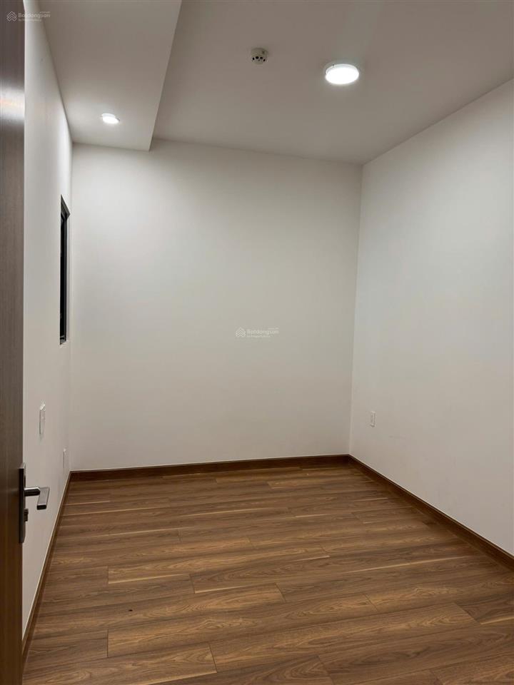 Bán gấp căn 2pn q7 riverside hướng nam, chỉ 3.74 tỷ bao hết. giá thật! 0906 361 ***