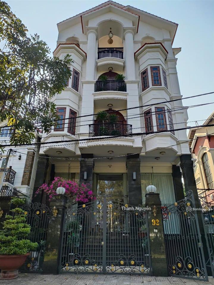 Bán biệt thự khu trung sơn, bình chánh 12x22m, hầm 3 tầng, view sông đẹp, sát q. 7, đẳng cấp 46 tỷ