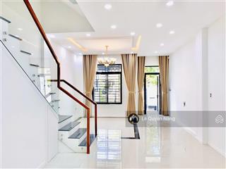 26 triệu/tháng nhà nguyên căn 4 tầng tại lakeview city quận 2. đã hoàn thiện, đường chính 25m