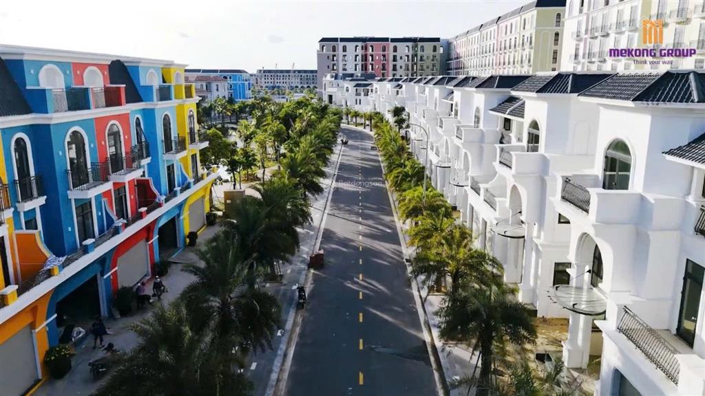 Chính chủ bán căn 4tầng đường 27m kđt mekong (la celia)  bảo ninh  đồng hới  quảng bình (8.6tỷ)