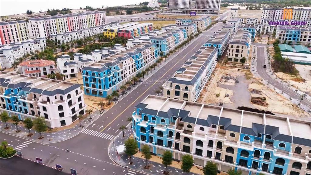 Chính chủ bán căn 4tầng đường 27m kđt mekong (la celia)  bảo ninh  đồng hới  quảng bình (8.6tỷ)