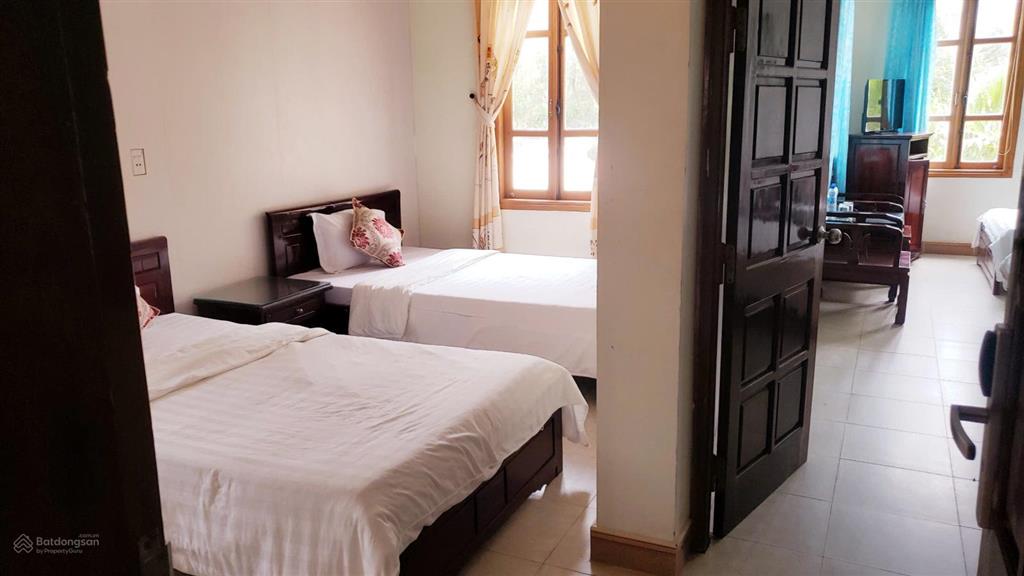 Chính chủ bán khách sạn ban mai  trương pháp  quảng bình, 3.332m2 siêu rộng đẹp và giá cực tốt