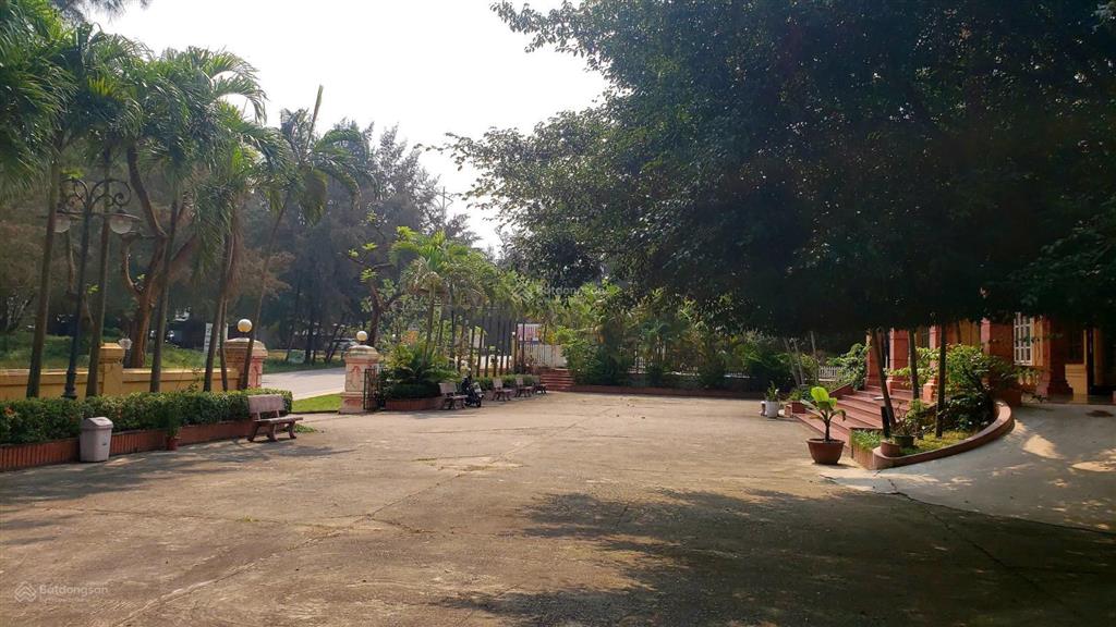 Chính chủ bán khách sạn ban mai  trương pháp  quảng bình, 3.332m2 siêu rộng đẹp và giá cực tốt