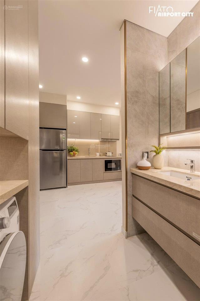 Chuyển nhượng căn 1pn  52m2. tòa f  mã căn fa. 12a. 05  giá 2.3 tỷ bao chi phí sang tên