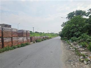 Bán đất mặt đường chân đê yên viên gia lâm280m2 mt 6mkd azđường xe côgvỉa hè đỗ xe0965 901 ***