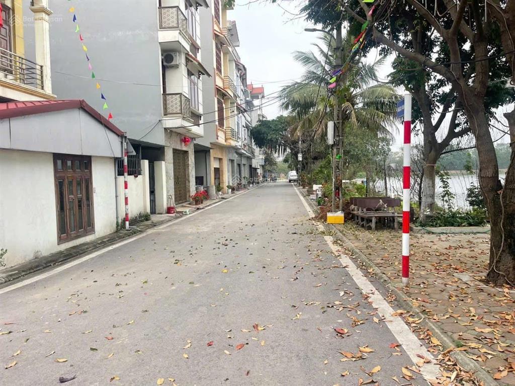 Bán đất yên thường gia lâm49m2 mt4m 2.x tỷgần đườg otonở hậutươg lai dự án vin0965 901 ***