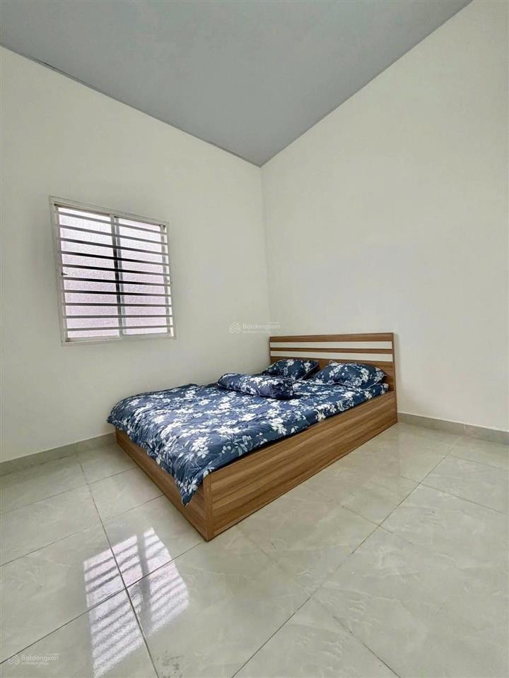 Nhà đẹp 6x12m  vị trí đường tl37, q12  tiện ở ngay  4. x tỷ