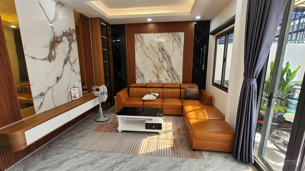 Nhà gần chợ minh phát, tx22, q12  7x10m  4pn có phòng ngủ dưới trệt