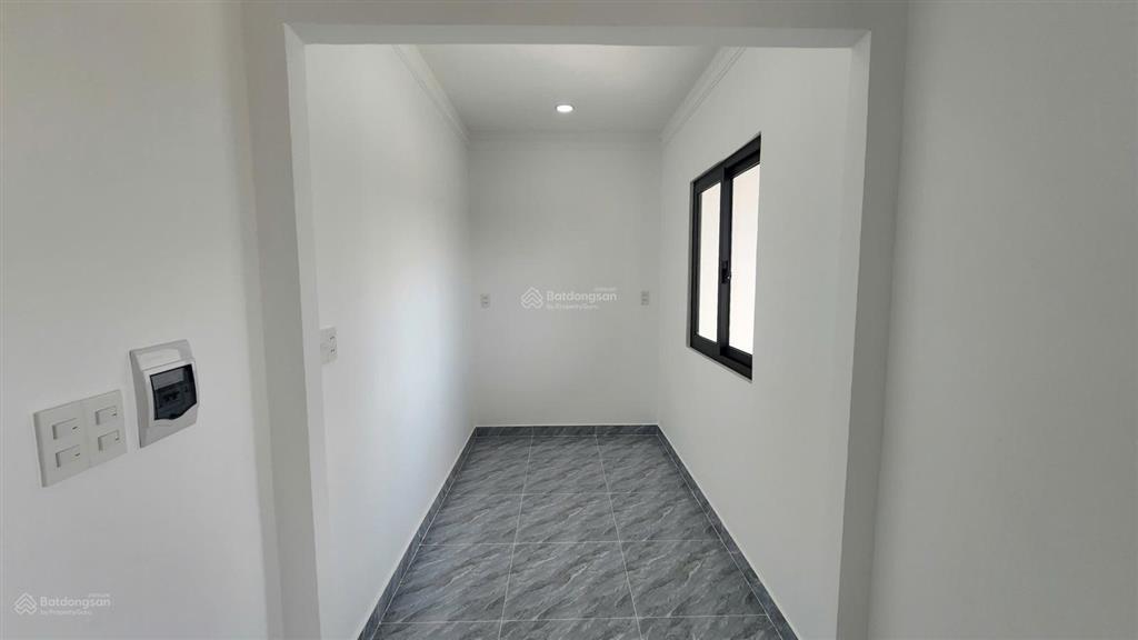 Nhà gần chợ minh phát, tx22, q12  7x10m  4pn có phòng ngủ dưới trệt