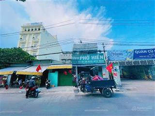 Đất tặng nhà 1t mặt tiền trần thị điệu  quận 9  gần trường cđ công thương, đang cho thuê 20tr/th
