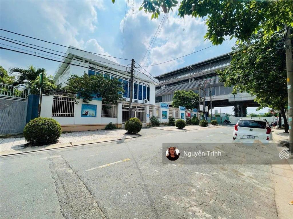 Bán lô đất góc 2 mặt tiền ngay ga metro chỉ 80 triệu/m2xây được 7 tầng317m2 ngang 12m,full thổ