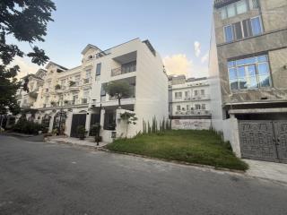 Bán nhanh lô đất khu nam thông 2 phú mỹ hưng vị trí đẹp giá tốt nhất