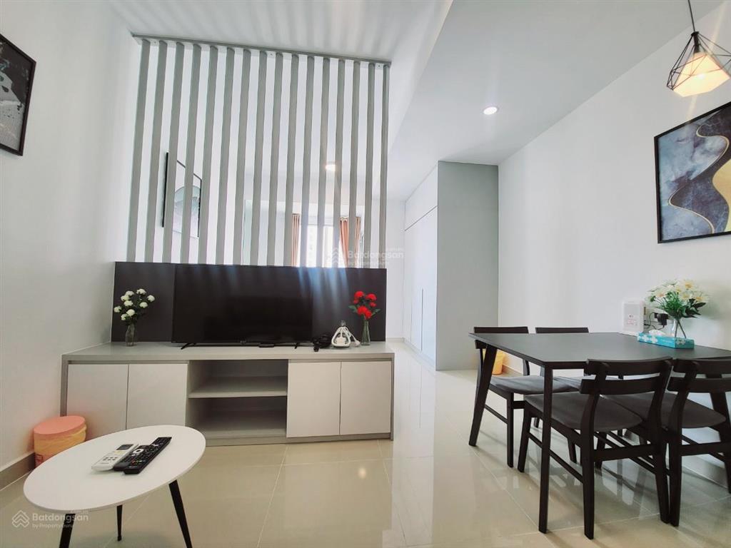 Officetel sunrise city view cho thuê 12 triệu/tháng