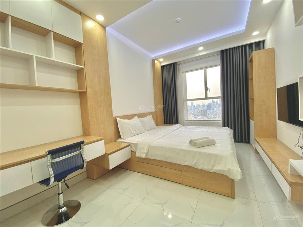 Bán căn hộ 2pn 2wc sunrise city view view quận 1 , giá chỉ 5,5 tỷ có hợp đồng thuê ổn định