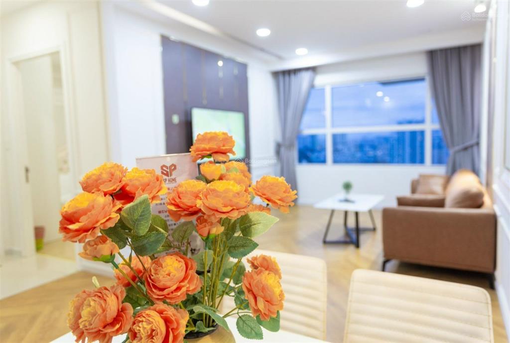 Bán gấp cc 1pn, 1wc, 55m2 tại sunrise city, nguyễn hữu thọ, q7, hcm, 5,4 tỷ vnd